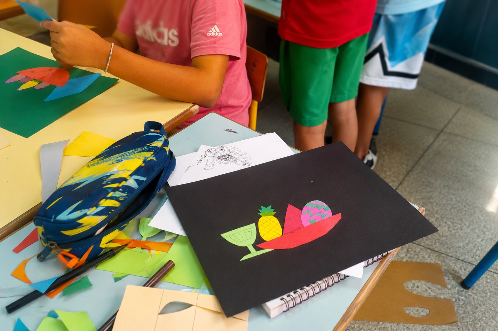 Atelier créatif au centre Marrakech CNED pour élèves de primaire